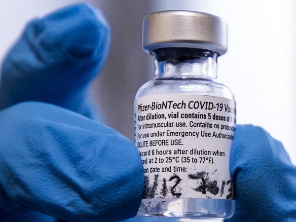 Висши здравни служители на САЩ смятат, че ваксината срещу COVID-19