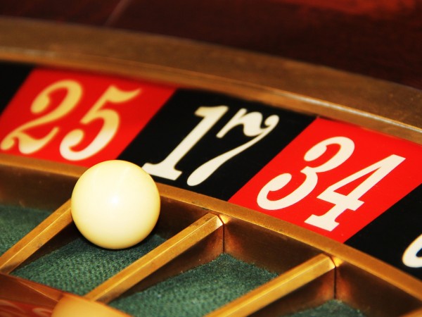 Възможно ли е да спечеля бързи пари, играейки онлайн казино?