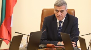 Настоящият служебен премиер Стефан Янев очаква да заеме същата позиция