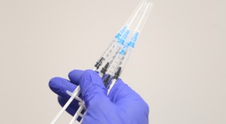 България направи дарение от над 50 000 ваксини на Пфайзер