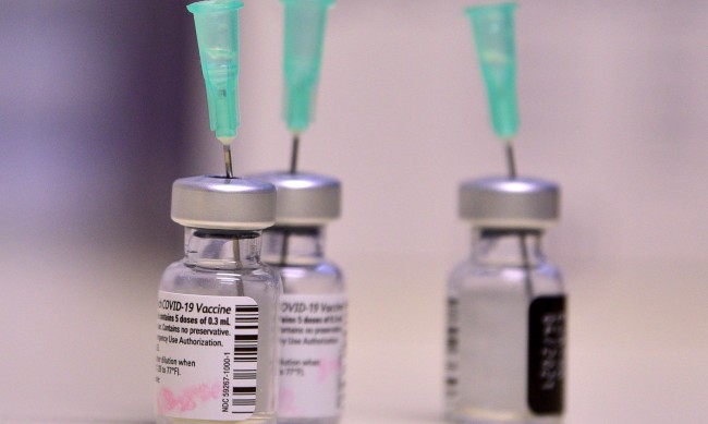 Задължителна ваксина за държавните служители в Словения