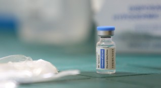 България все още е на дъното по имунизация срещу COVID 19