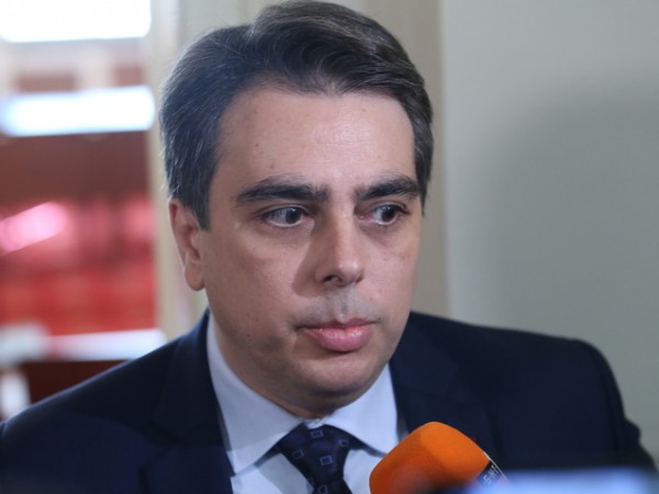 Бившият финансов министър Асен Василев ще се бори за същия