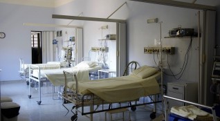 Гръцките здравни власти обявиха 1 100 нови случая на коронавирус