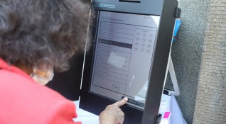 За изборите 2 в 1 през ноември българите зад граница
