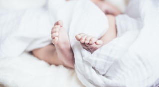 Бебе на два месеца от Шумен е заразено с коронавирус