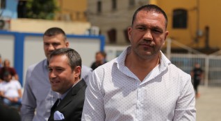През юни боксьорът Кубрат Пулев даде заявка за ново поприще