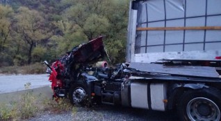 Пореден инцидент с камион става вчера в козлодуйското село Гложене