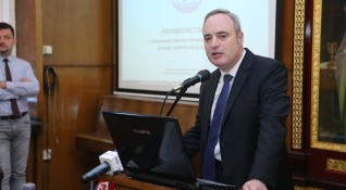 ГЕРБ ще подкрепи ректорът на Софийския университет проф Анастас Герджиков