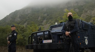 Блокадите между Косово и Сърбия да бъдат премахнати в 8 00
