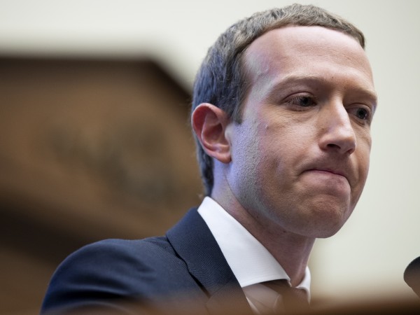 Марк Зукърбърг - главен изпълнителен директор на Facebook, отхвърли обвиненията,