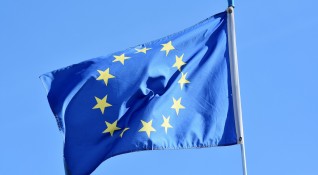 Лидерите на 27 те страни членки на ЕС обещаха членство