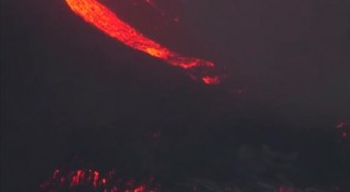 На вулкана Кумбре Виеха се е отворил нов кратер Това