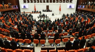 Парламентът на Турция ратифицира вчера Парижкото споразумение за климата предаде