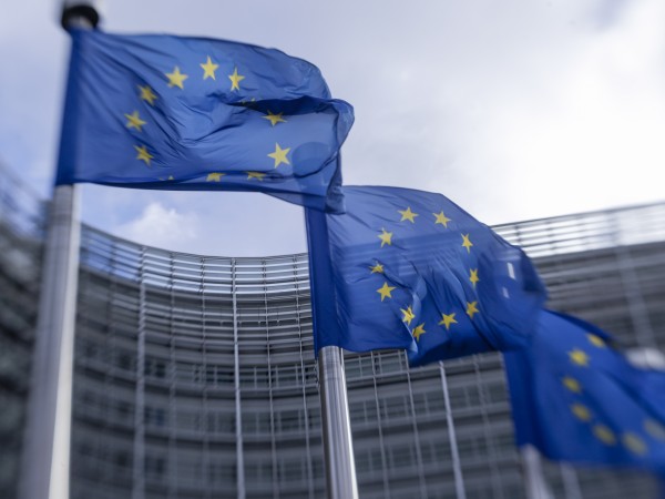 Държавите-членки на Европейският съюз искат Брюксел да намери дълготрайно решение