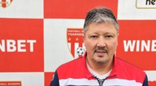 Новият старши треньор на Царско село е Любослав Пенев Опитният