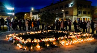 Полицията в Норвегия разглежда атаката с лък при която загинаха