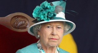 Оказва се че кралица Елизабет II е разочарована от бездействието