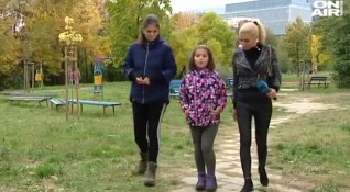 Второкласничката Иванина Георгиева е едва на 7 години но вече