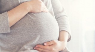 Родилката която почина от коронавирус в Сливенско е забременяла след