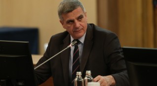 Областният управител на Пловдив Ангел Стоев е освободен от длъжност