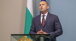 Президентът Румен Радев ще проведе среща с министри от служебното