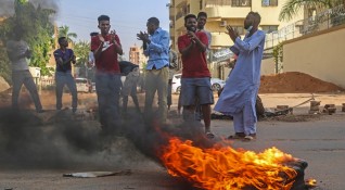 Военен преврат в Судан накара председателят на Суверенния съвет на
