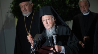 Вселенският патриарх Вартоломей продължи натоварената програма на посещението си в