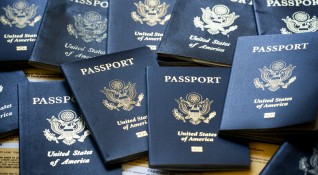 Властите в САЩ издадоха първия паспорт с обозначение X на