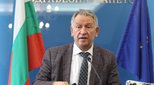 Здравният министър Стойчо Кацаров сезира Софийската градска прокуратура заради изказването