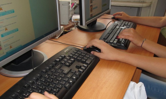Учениците от още 9 общини минават на онлайн обучение 