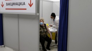 Сръбският епидемиолог Предраг Кон заяви че COVID пропуските не решават