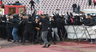 Сериозно напрежение се получи по трибуните на стадион Българска армия
