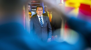Премиерът на Република Северна Македония Зоран Заев който след загубата