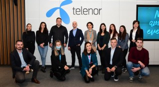 Девет младежи започват от днес стажа си в Теленор България