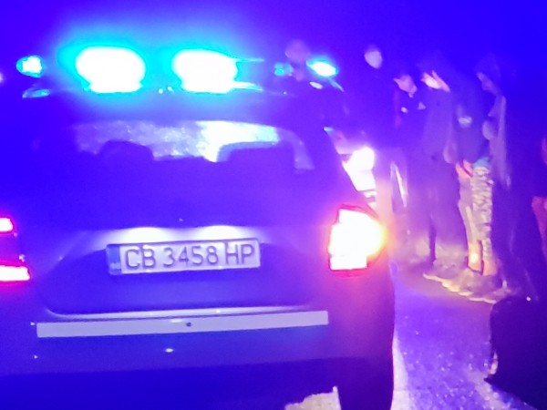 Полицията в Бургас залови група мигранти тази нощ, съобщава БНТ.
