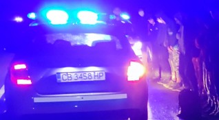 Полицията в Бургас залови група мигранти тази нощ съобщава БНТ