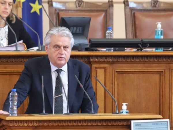 Вътрешният министър Бойко Рашков е разпоредил извършване на проверка във