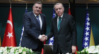 Турският президент Реджеп Тайип Ердоган поде усилия за разрешаване на