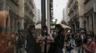 Гърция въвежда допълнителни мерки заради поредния скок на новите случаи