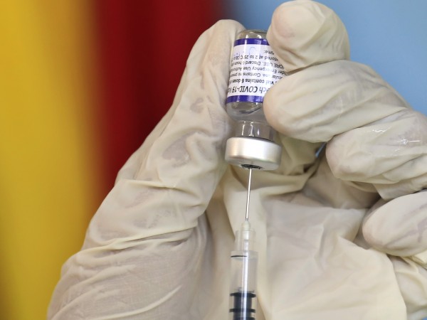 Масово фалшиви ваксинации се извършват в десетки центрове за ваксинация
