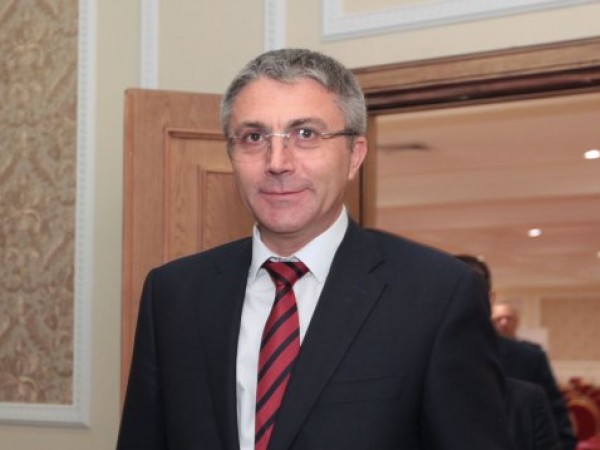 Лидерът на ДПС Мустафа Карадайъ призна, че ДПС може да
