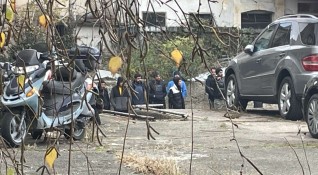 Шестнадесет нелегални мигранти са задържани край Шумен съобщиха от пресцентъра