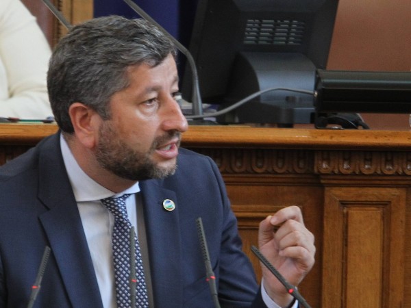 Лидерът на "Да, България" и съпредседател на "Демократична България" Христо
