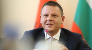 Транспортният министър Христо Алексиев увери че всички ангажименти които е