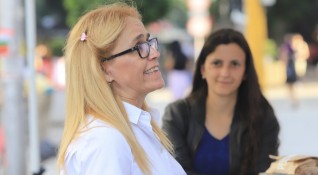 Бившата кметица на столичния район Младост Десислава Иванчева стана майка