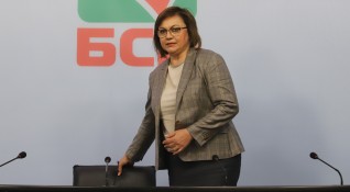 Корнелия Нинова бе избрана за председател на парламентарната група на
