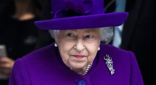 В неделя кралица Елизабет II направи втора публична поява като