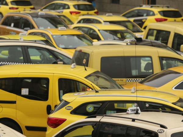 Такситата в София ще возят на нови по-високи цени. Това