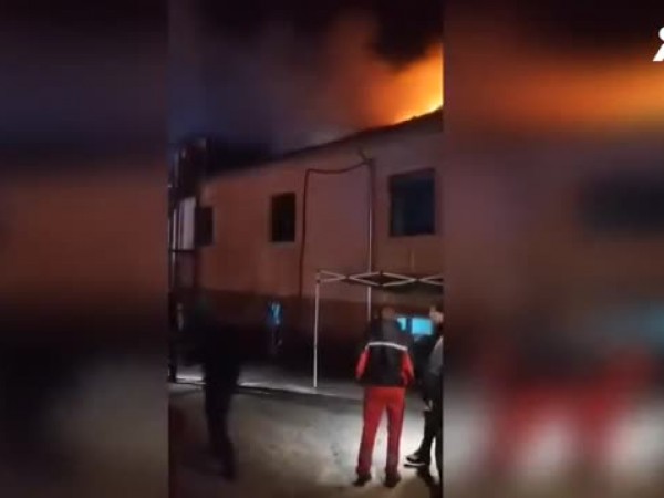 9 души загинаха при пожар тази вечер в Дома за